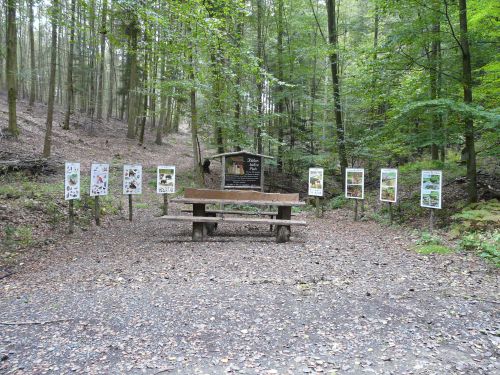 KHP-Info-Tafeln-500.jpg KHP-Info-Tafeln-500.jpg